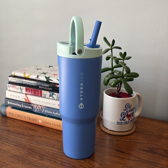 HydroJug Sport 32oz Bottle in Riptide Blue - Picture 4 of 8